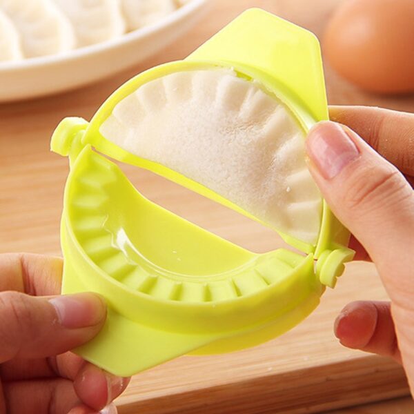 Dumpling Mold DIY Plastic Easy Jiaozi Maker Tool Ravioli Maker Kitchen Dumpling Machine Dough Press Gadget For Cooking Dumpling - Image 3