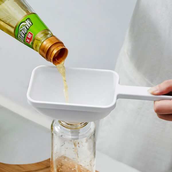 Funnel Liquid Filling Dispensing Filteroil Spices Jam Salad Canned Kitchen Funnel Rectangle Dispenser with Handle Kitchen Gadget - Image 5